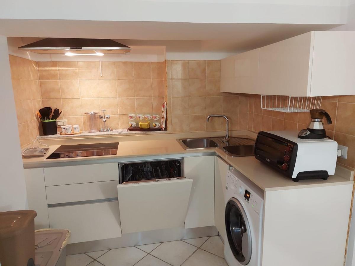 Casetta Blue House Gaeta Via Dell'Indipendenza Εξωτερικό φωτογραφία