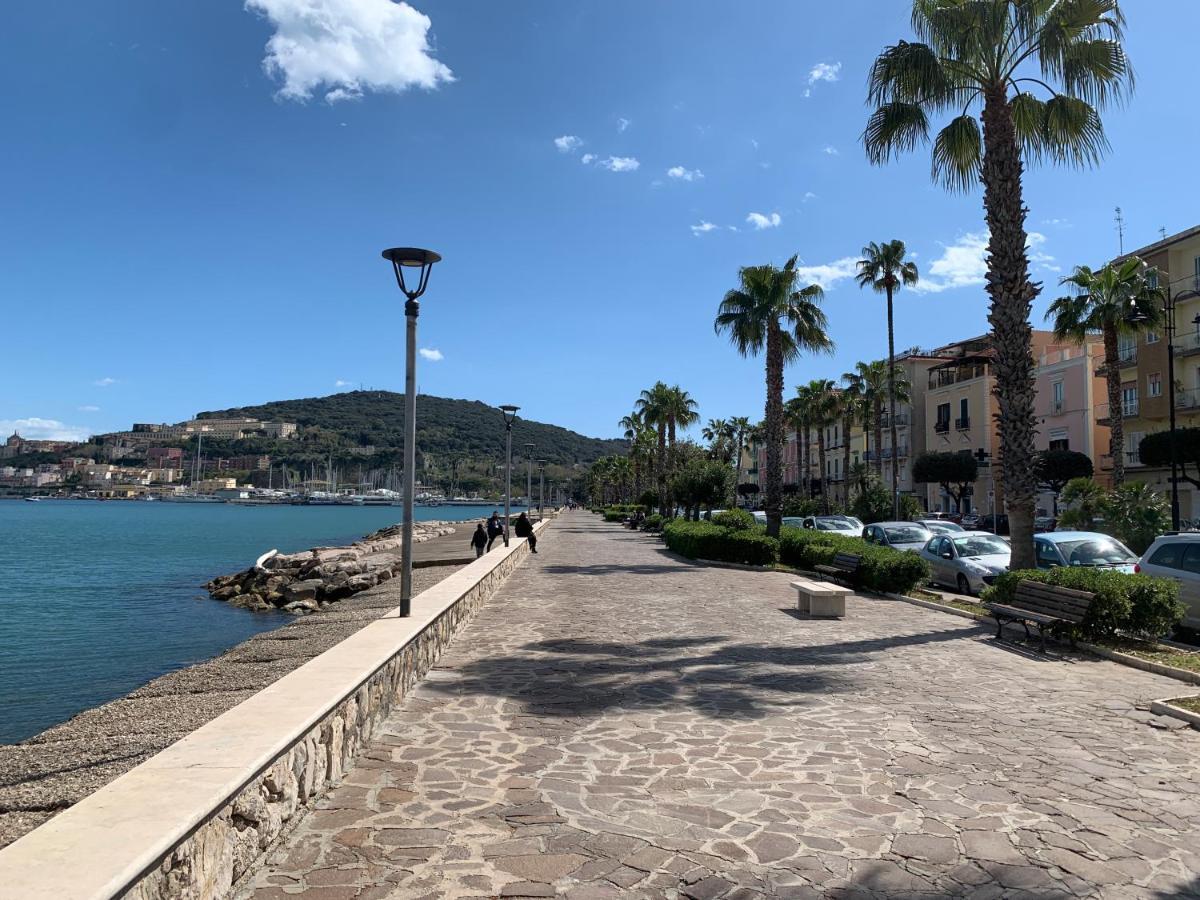 Casetta Blue House Gaeta Via Dell'Indipendenza Εξωτερικό φωτογραφία