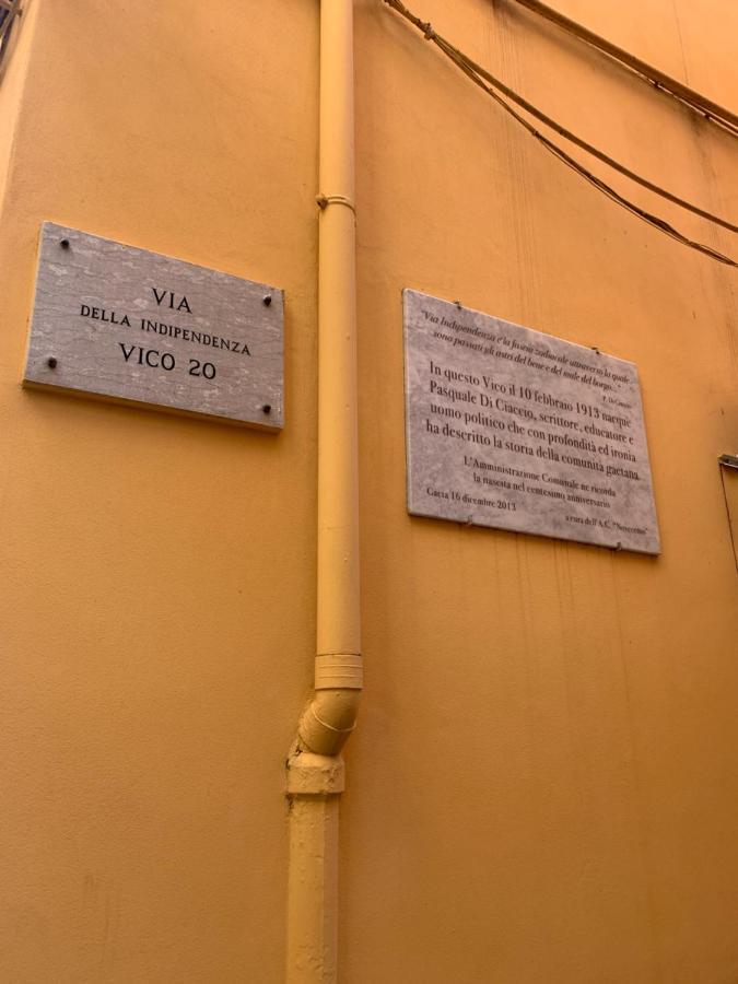Casetta Blue House Gaeta Via Dell'Indipendenza Εξωτερικό φωτογραφία