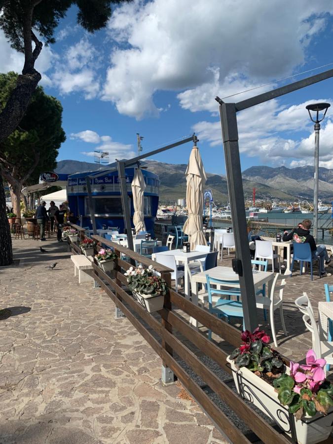 Casetta Blue House Gaeta Via Dell'Indipendenza Εξωτερικό φωτογραφία