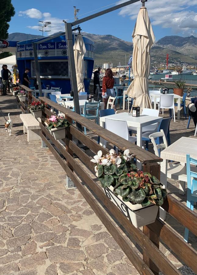 Casetta Blue House Gaeta Via Dell'Indipendenza Εξωτερικό φωτογραφία